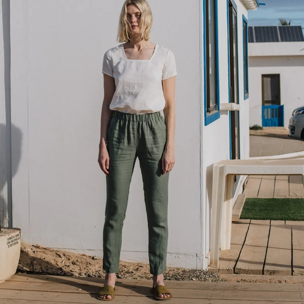 GENOVA tapered linen pants