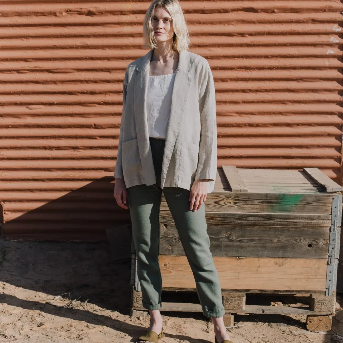 GENOVA tapered linen pants