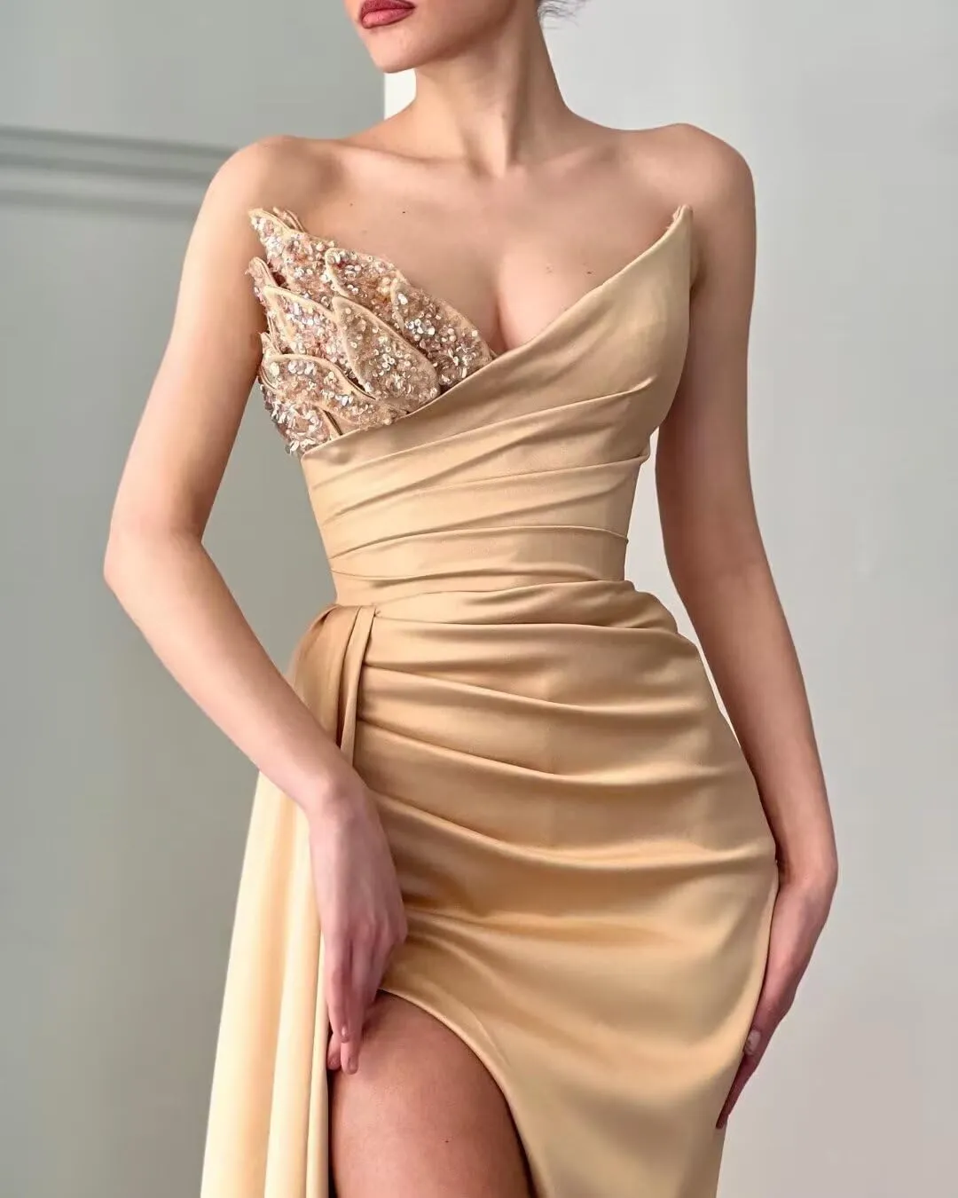 Strapless Satin Prom Dresses for Women 2025 Mermaid Bridesmaid Dresses Sequin Beaded Evening Gowns with Slit