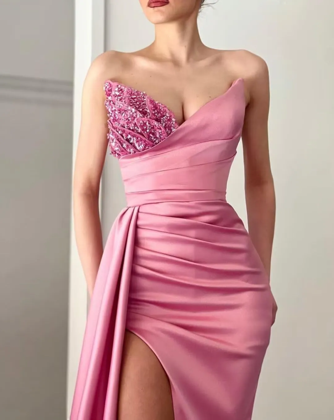 Strapless Satin Prom Dresses for Women 2025 Mermaid Bridesmaid Dresses Sequin Beaded Evening Gowns with Slit